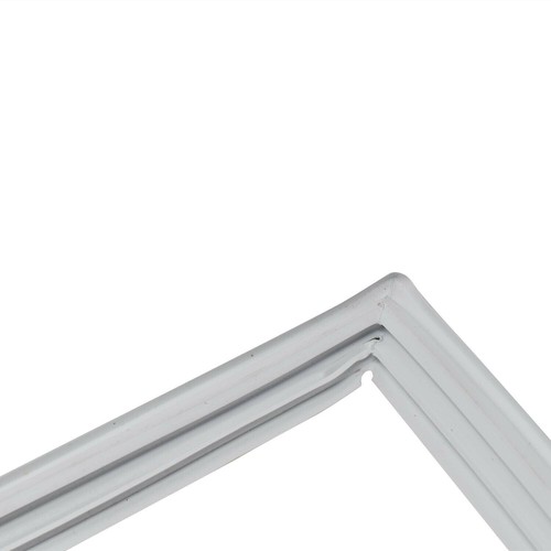 Indesit fridge freezer - &,